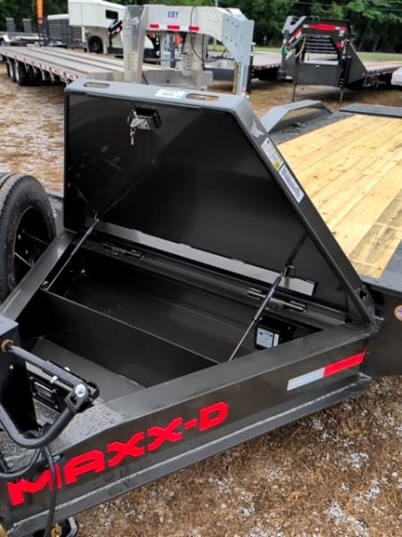 New 2027 MAXX-D H9X 22K Equipment Trailer