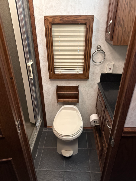 Used 2009 Renegade 14' Single Axle Toter