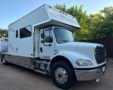 Used 2009 Renegade 14' Single Axle Toter