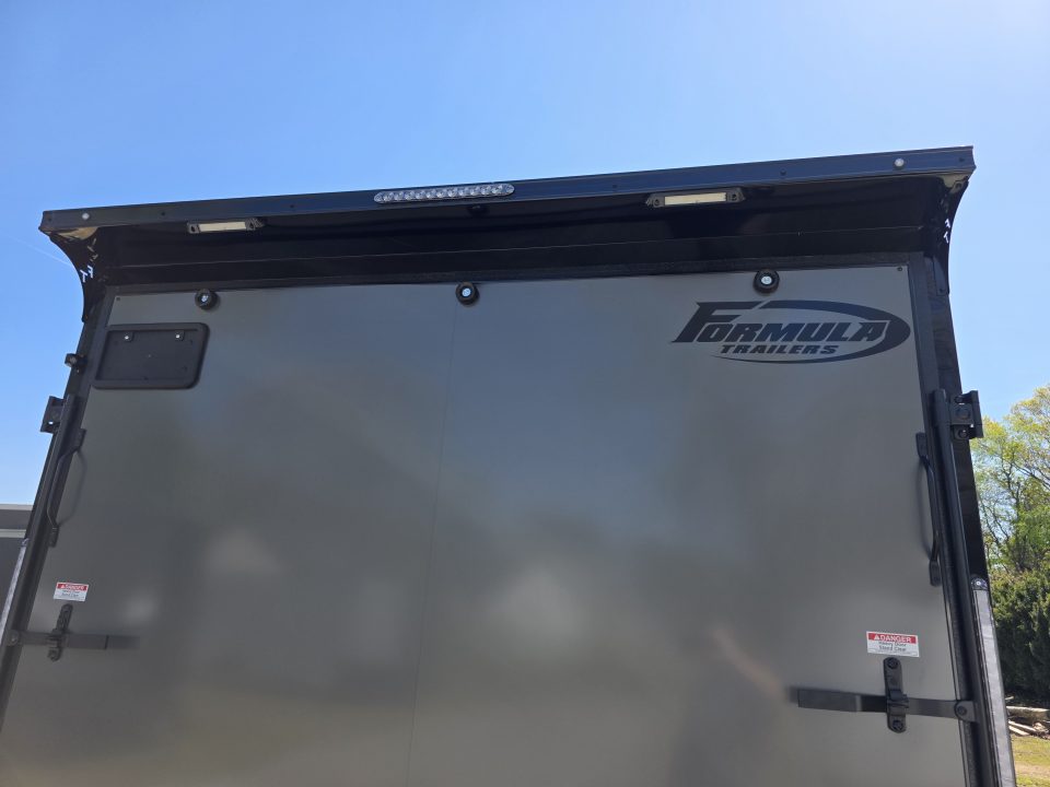 New 2026 Formula Trailers 8.5X24 SCREWLESS EXTERIOR BLACKOUT 7' INSIDE 10K GVWR Cargo / Enclosed Trailer