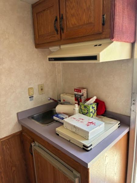 Used 1992 4-Star Trailers 3 Horse Slant Weekender