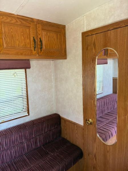 Used 1992 4-Star Trailers 3 Horse Slant Weekender