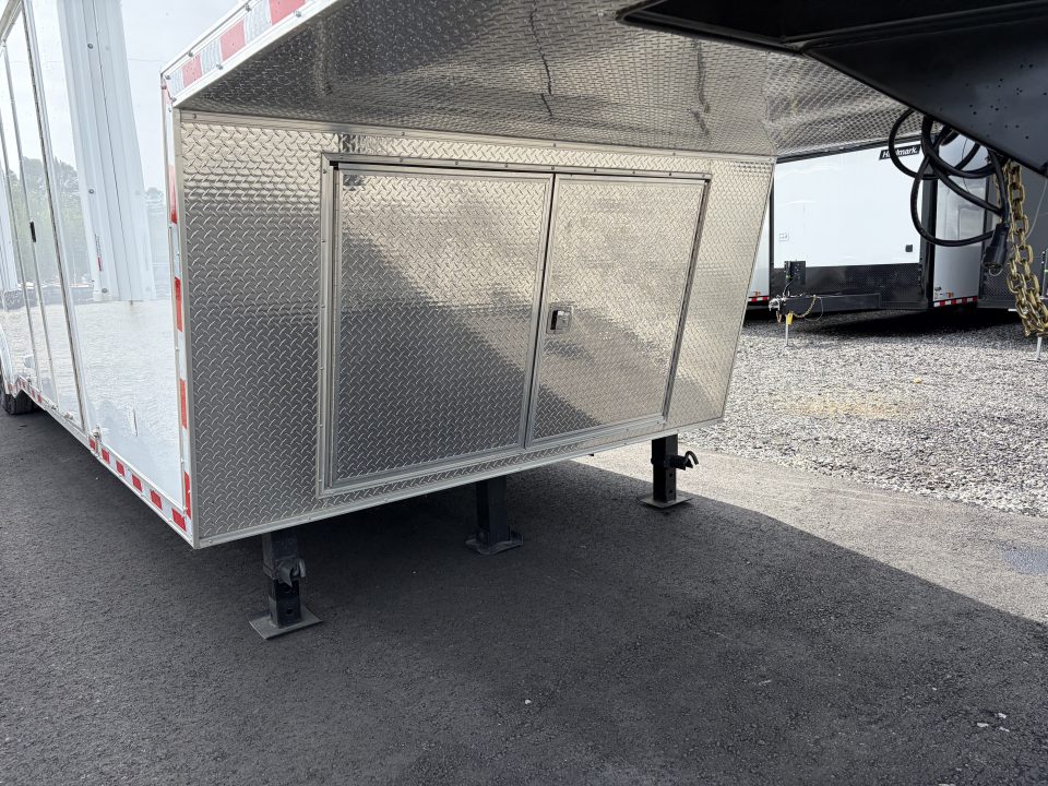 New 2026 Haulmark 44 Gooseneck Bathroom, PolyCor Interior & Exterior, 21K GVWR, Air Prep, Awning, A/C, Landing Light PKG, Hyd. Tongue Jack