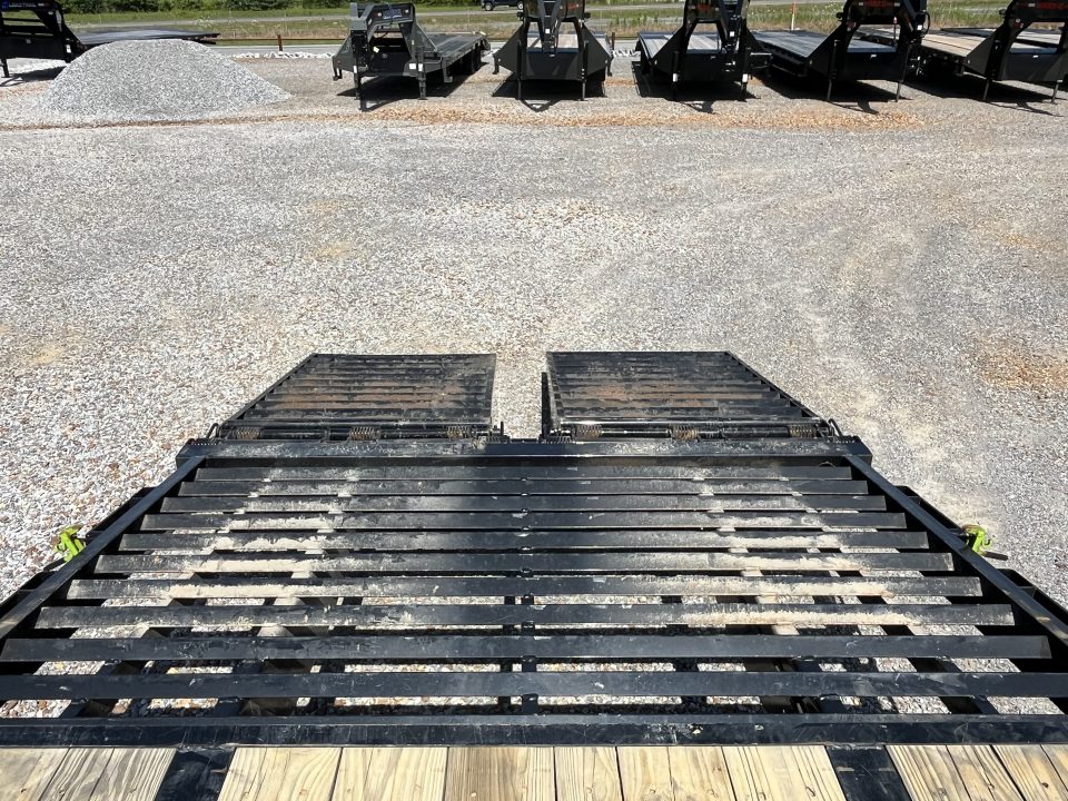 Used 2023 Load Trail 102"x30' 22k Gooseneck Flatbed Trailer