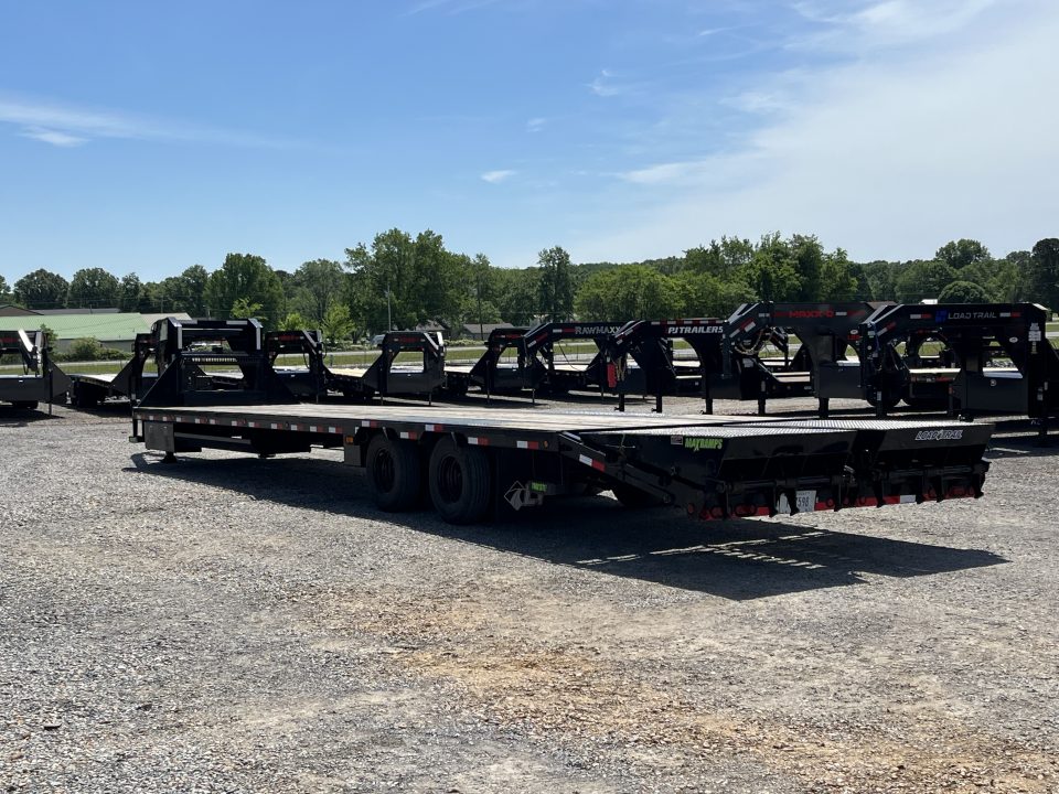 Used 2023 Load Trail 102"x40' 25k Gooseneck Flatbed Trailer