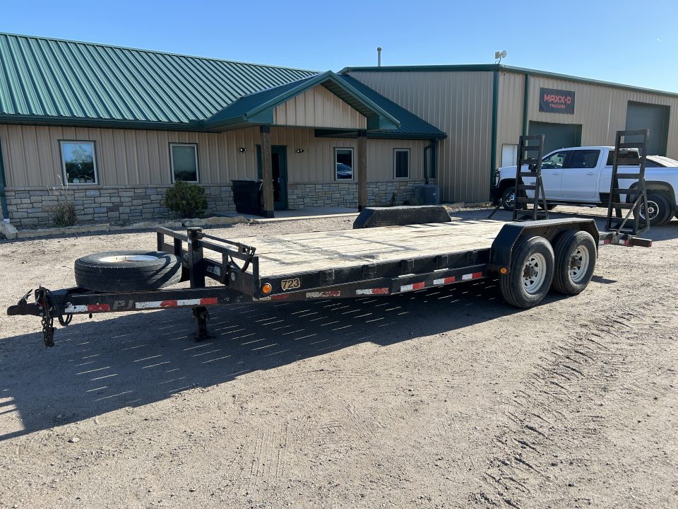 Used 2009 PJ Trailers 83x20 Equipment Trailer