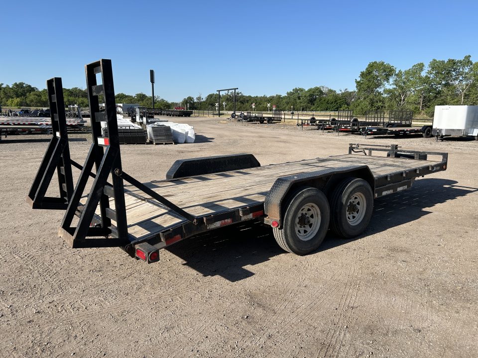 Used 2009 PJ Trailers 83x20 Equipment Trailer