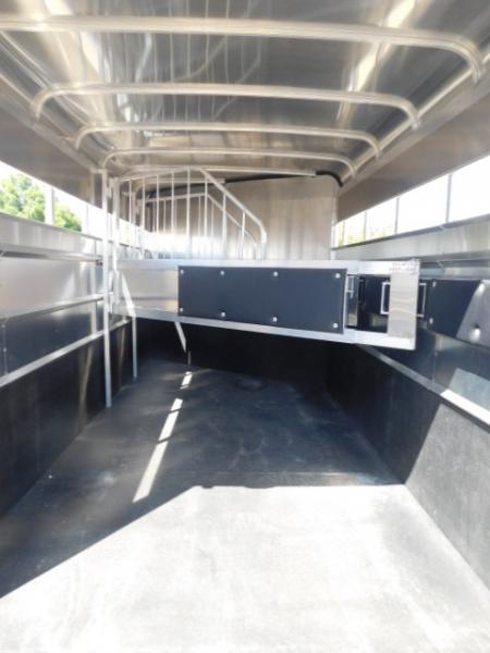 New 2026 Maverick Trailers 3H Lite Horse Trailer