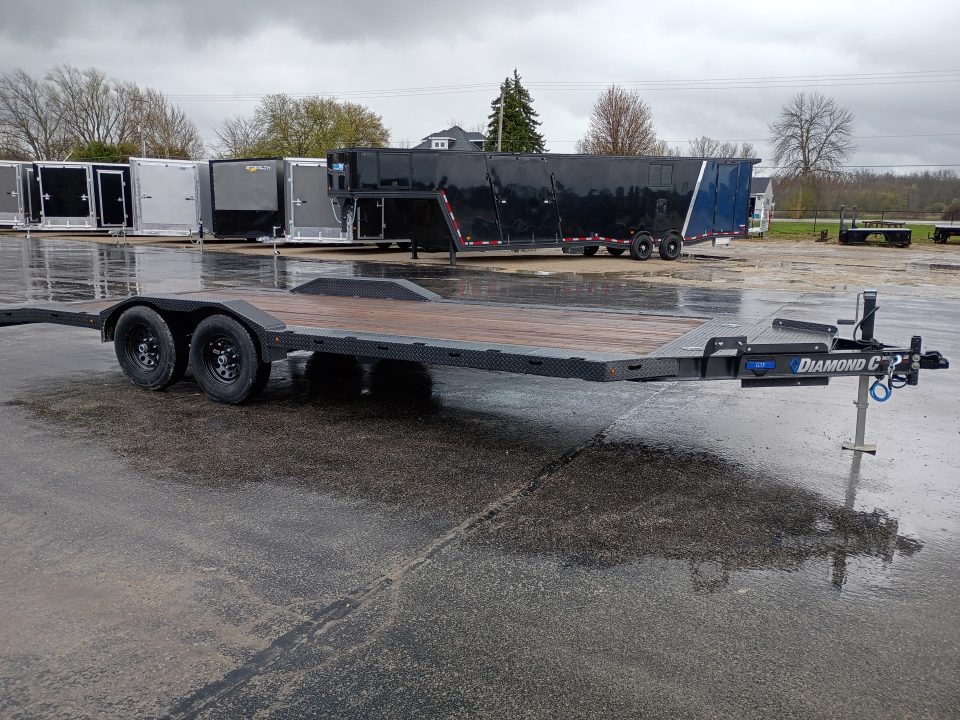 New 2026 Diamond C Trailers GTF206L 20X83