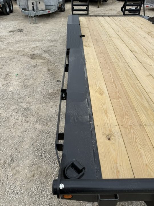 New 2026 Canada Trailers 20ft With Drive over fenders