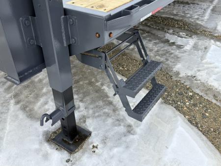 New 2026 Down 2 Earth Trailers 25' 15.5K Gooseneck Flatbed w/ 5' Dove and Real Steel Ramps