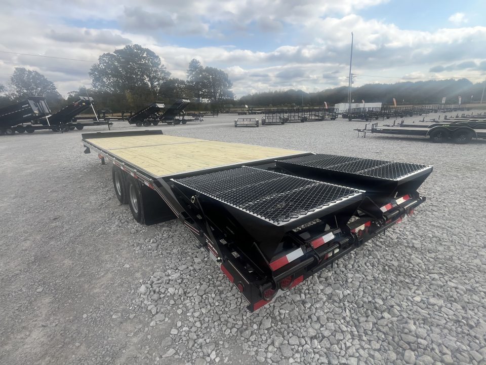 New 2026 Triple R 102X27 PINTLE DECKOVER 20K EQUIPMENT TRAILER