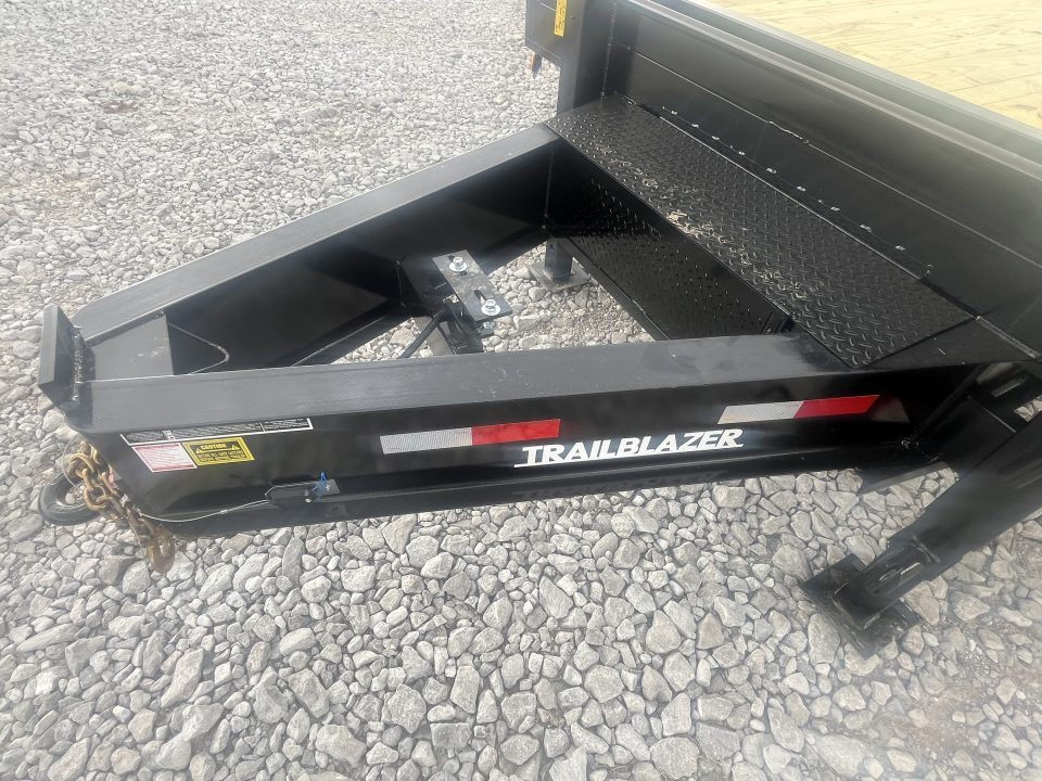 New 2026 Triple R 102X27 PINTLE DECKOVER 20K EQUIPMENT TRAILER