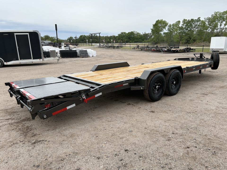 New 2026 MAXX-D EHX 83x22 Equipment Trailer