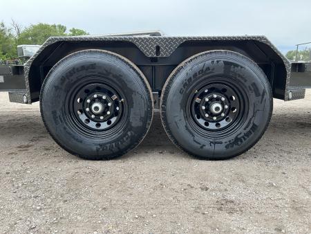 New 2026 MAXX-D EHX 83x22 Equipment Trailer