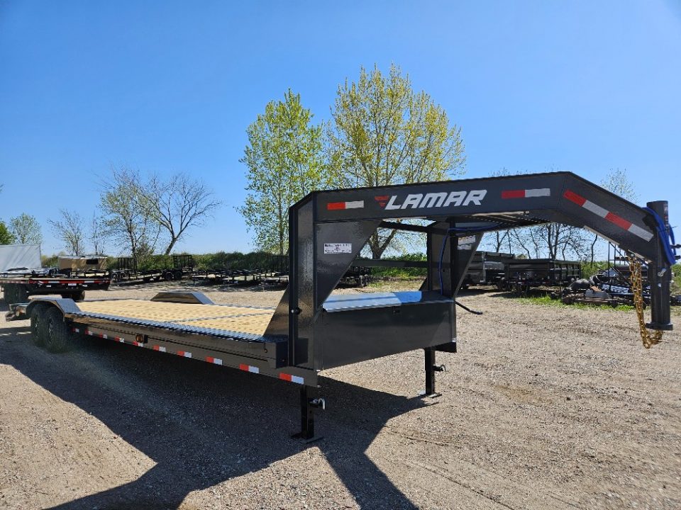 New 2026 Lamar Trailers 102"x32 GOOSENECK Car Hauler