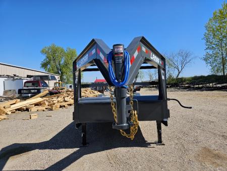 New 2026 Lamar Trailers 102 x32 GOOSENECK Car Hauler