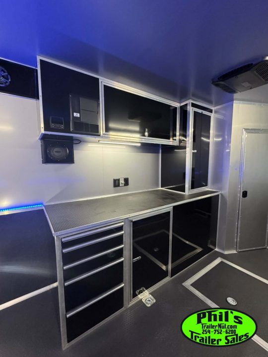 New 2026 Haulmark 8.5X44 GOOSENECK BATHROOM PACKAGE 2 ELECTRIC AWNINGS & AIRLINES! Car / Racing Trailer