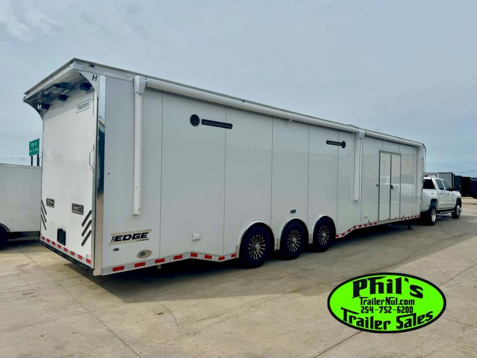New 2026 Haulmark 8.5X44 GOOSENECK BATHROOM PACKAGE 2 ELECTRIC AWNINGS & AIRLINES! Car / Racing Trailer