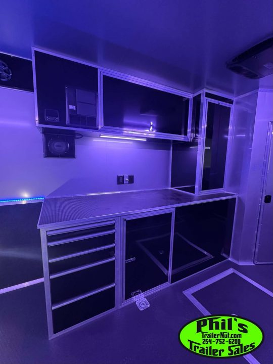 New 2026 Haulmark 8.5X44 GOOSENECK BATHROOM PACKAGE 2 ELECTRIC AWNINGS & AIRLINES! Car / Racing Trailer
