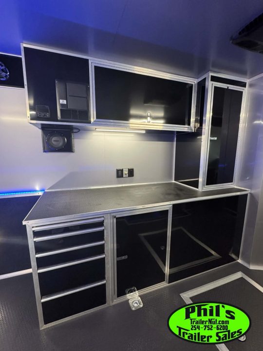 New 2026 Haulmark 8.5X44 GOOSENECK BATHROOM PACKAGE 2 ELECTRIC AWNINGS & AIRLINES! Car / Racing Trailer