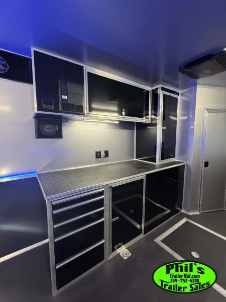 New 2026 Haulmark 8.5X44 GOOSENECK BATHROOM PACKAGE 2 ELECTRIC AWNINGS & AIRLINES! Car / Racing Trailer