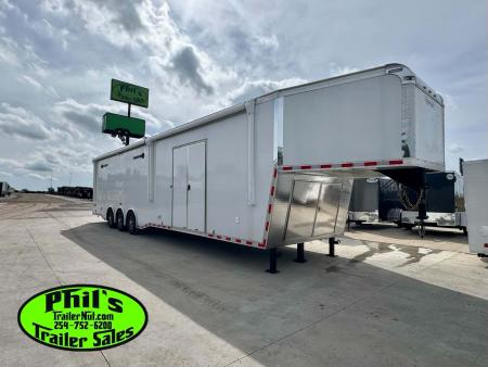 New 2026 Haulmark 8.5X44 GOOSENECK BATHROOM PACKAGE 2 ELECTRIC AWNINGS & AIRLINES! Car / Racing Trailer