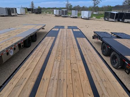 New 2026 Norstar 102 x 34 FXG Gooseneck Deckover with 2)10K Spring Axles, 2) Elec. Brakes, 5' Self Cleaning Dove Tail w/ Rampage Ramps and Matching Spare Tire