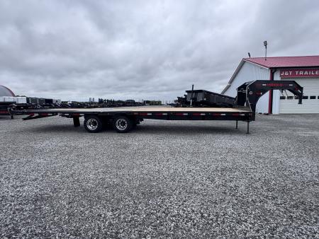 New 2026 MAXX-D 32' YDX Hydraulic Dovetail Gooseneck Equipment Trailer