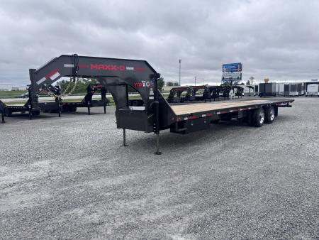 New 2026 MAXX-D 32' YDX Hydraulic Dovetail Gooseneck Equipment Trailer