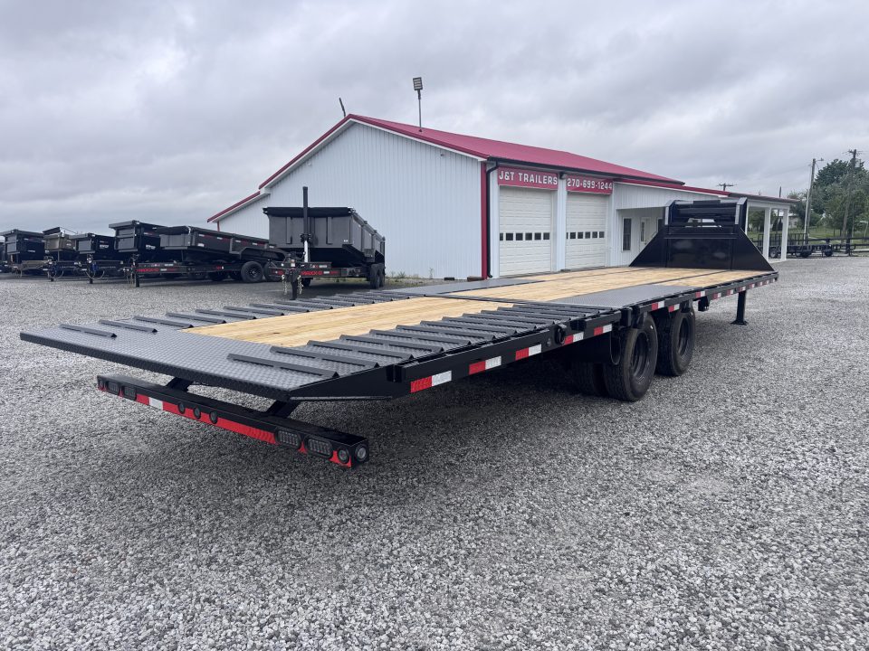 New 2026 Load Trail 32' Hydraulic Dovetail Gooseneck Equipment Trailer