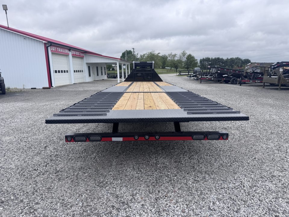 New 2026 Load Trail 32' Hydraulic Dovetail Gooseneck Equipment Trailer