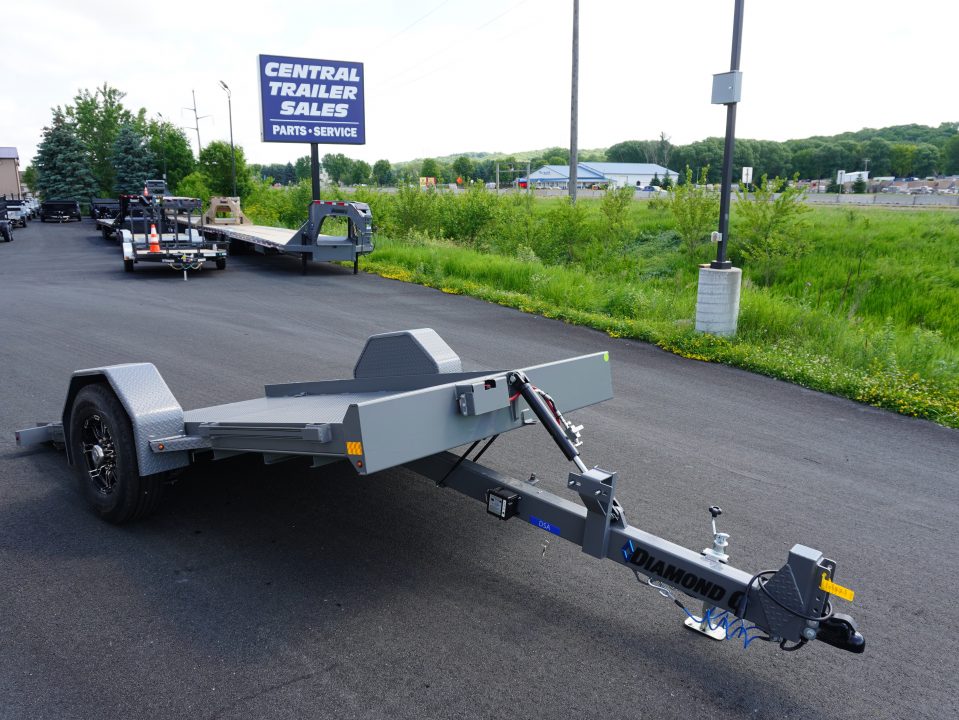 New 2025 Diamond C Trailers 107 77'x10ft Tilt