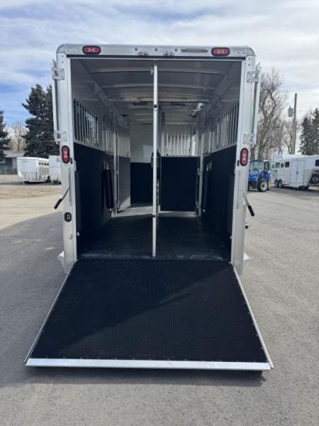 New 2027 Cimarron 2+1 Warmblood Gooseneck Horse Trailer