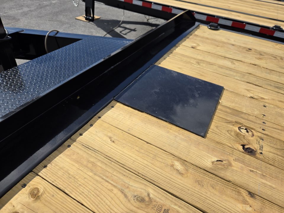 New 8.5 x 22 Sure-Trac HD Power-Tilt Deck Over Equipment Trailer 15K GVWR **w/ Hydraulic Jack, Winch Plate