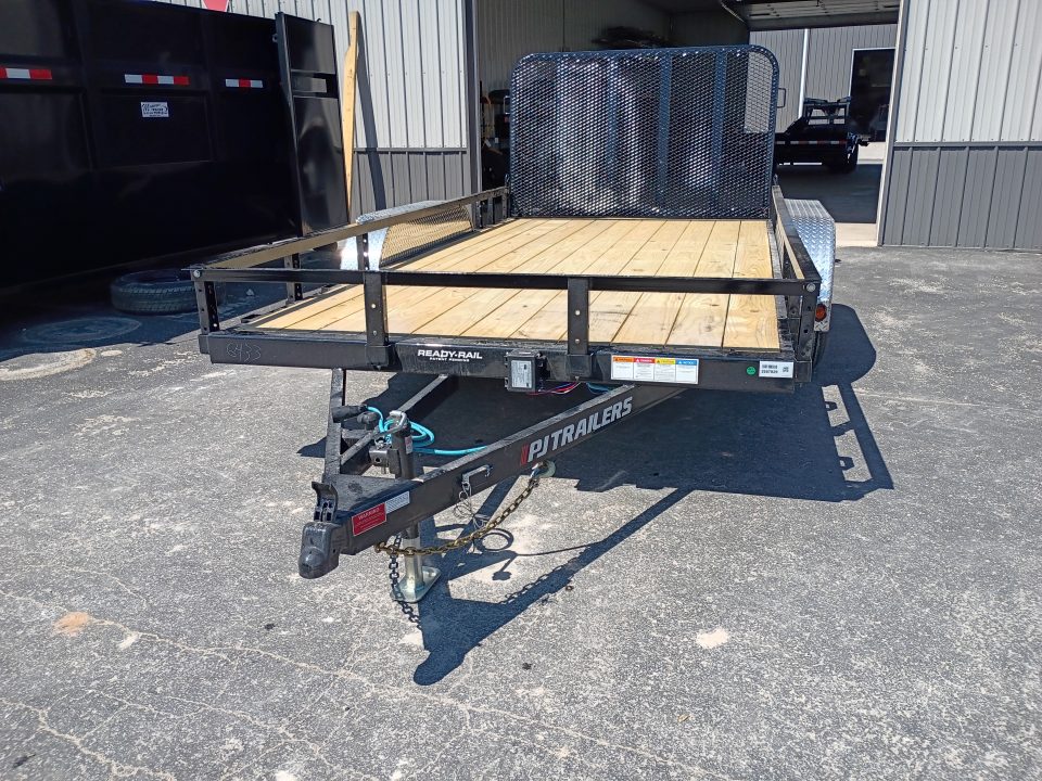New 2027 PJ Trailers UL142