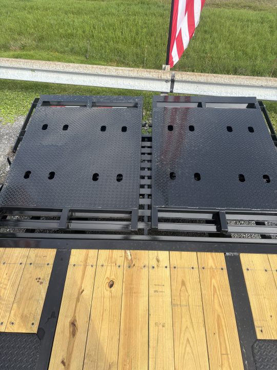 New 2026 Big Tex Trailers 20 + 5 22 GN Deckover Trailer