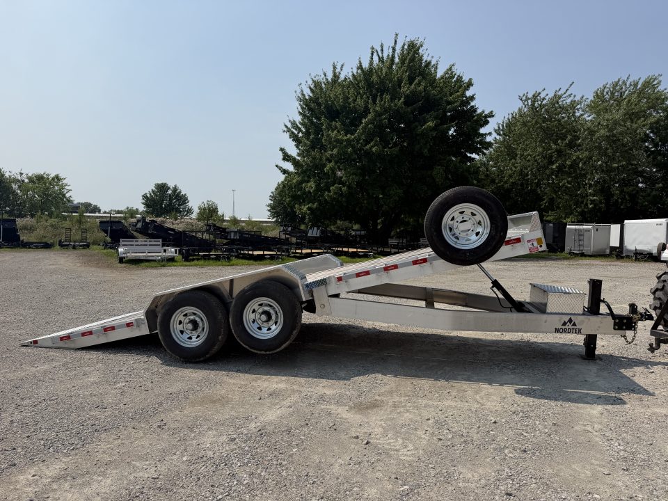 New 2026 NORDTEK 82X20 Tilt Trailer 16K Hyd Jack w/Remote