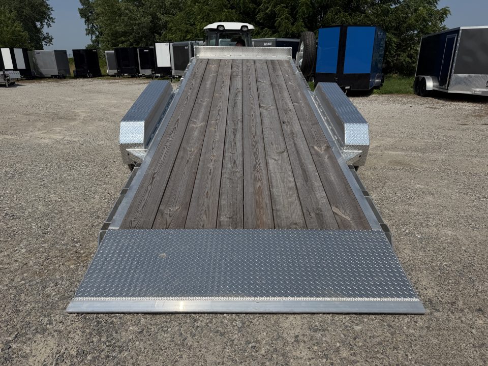 New 2026 NORDTEK 82X20 Tilt Trailer 16K Hyd Jack w/Remote