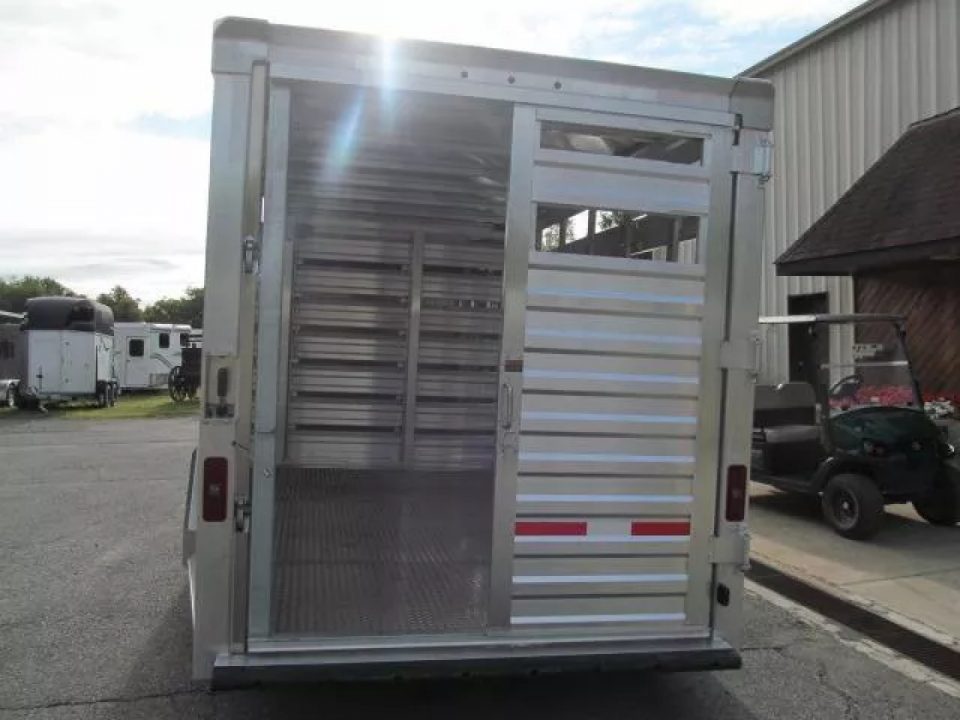 New EBY Trailers 7 X 20 Maverick Gooseneck Stock / Stock Combo Trailer