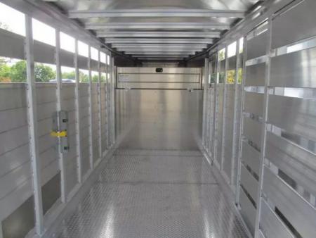 New EBY Trailers 7 X 20 Maverick Gooseneck Stock / Stock Combo Trailer