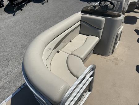 Used 2015 Bennington 22' SXSR Tri-toon Boat