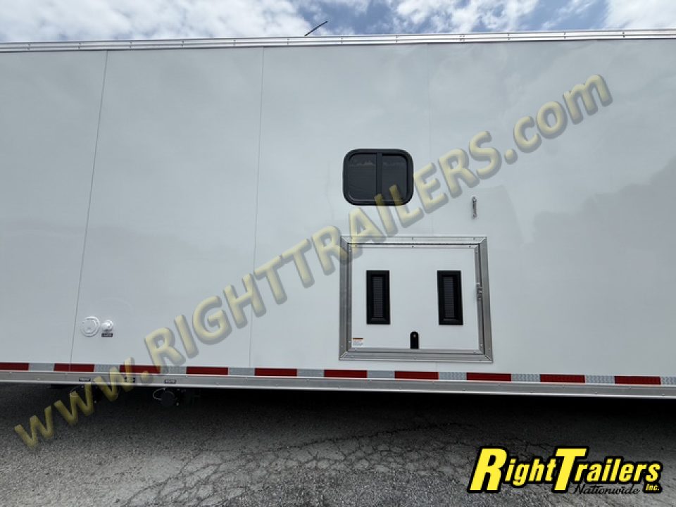 New 2026 Vintage Trailers 8.5x48 Sportsman Living Quarters Trailer