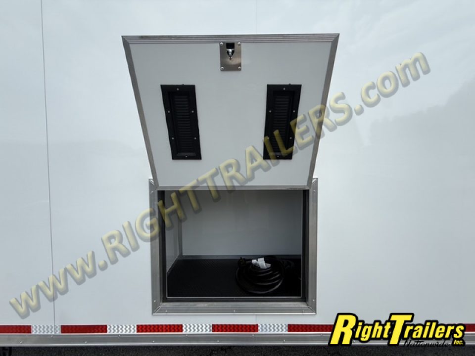 New 2026 Vintage Trailers 8.5x48 Sportsman Living Quarters Trailer