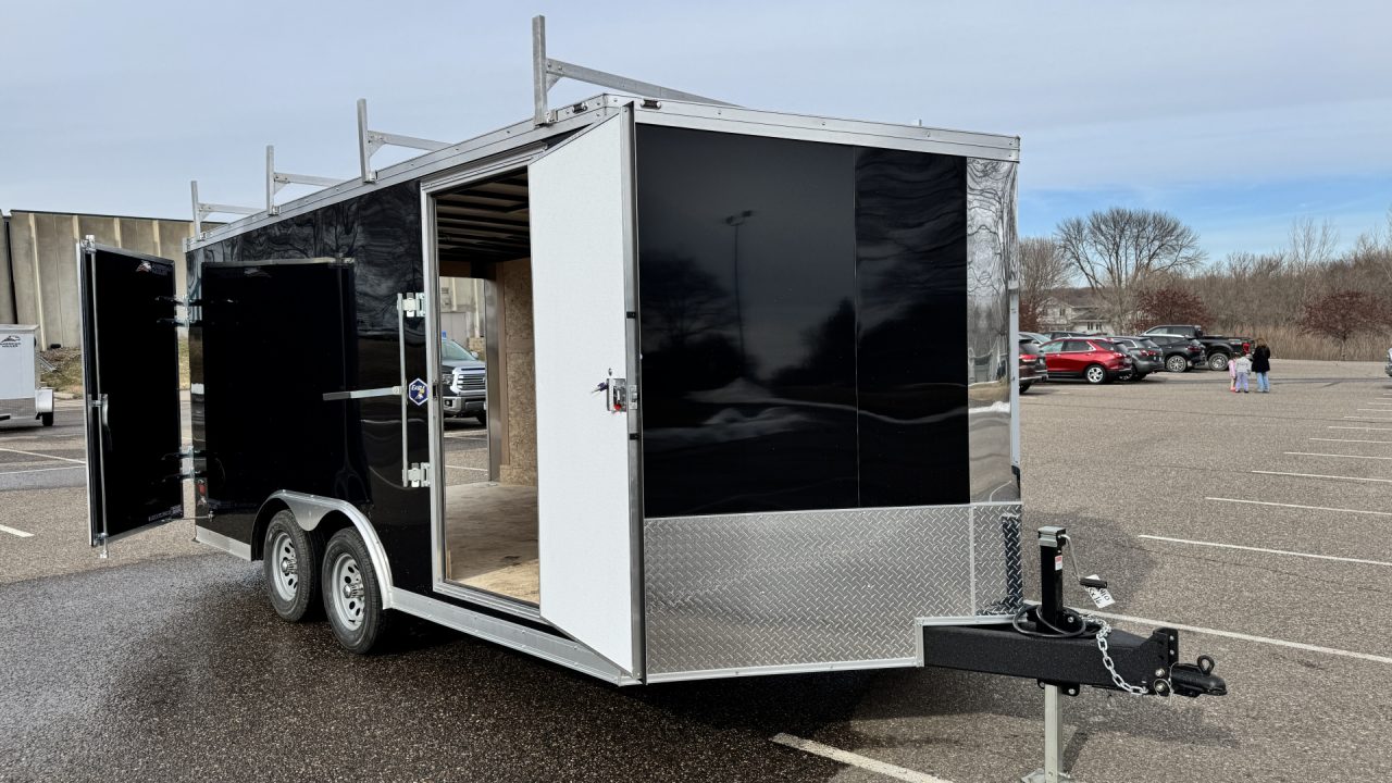 New American Hauler 8.5x16 - Contractor Package!