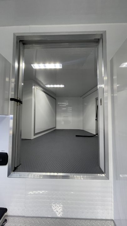 New 44' Gooseneck Mobile Office w/Conference Room & Starlink