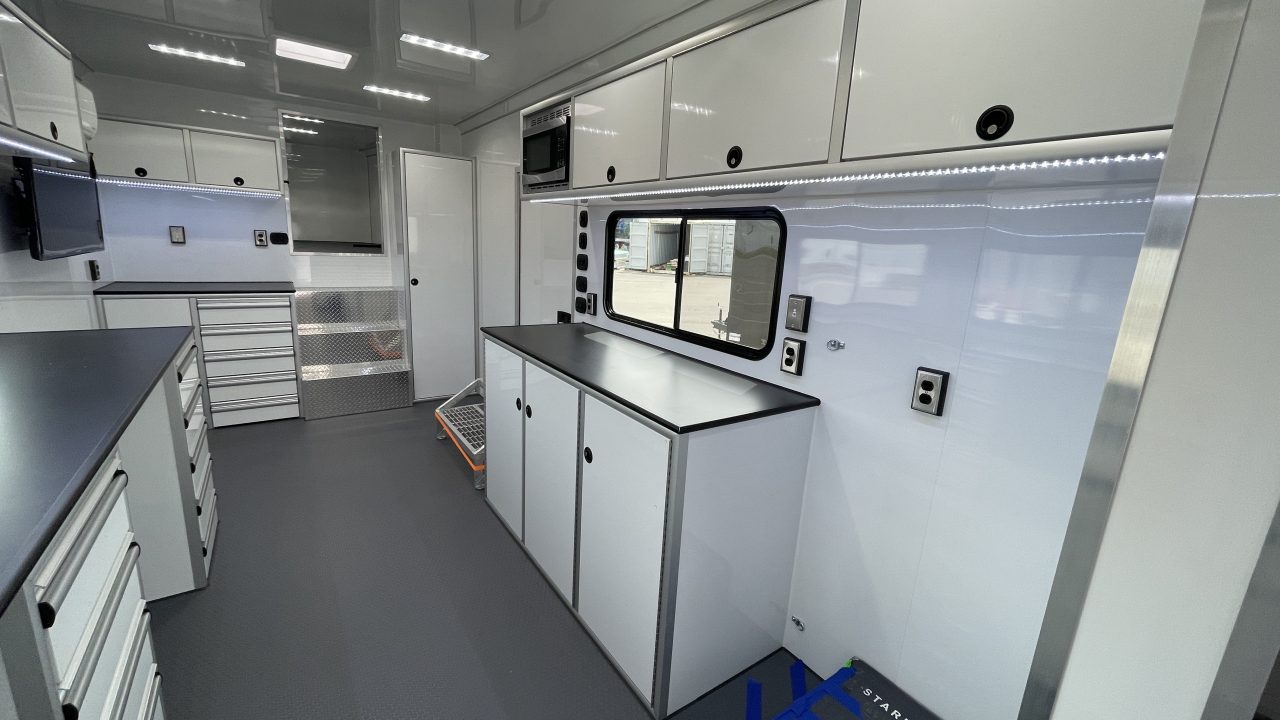 New 44' Gooseneck Mobile Office w/Conference Room & Starlink
