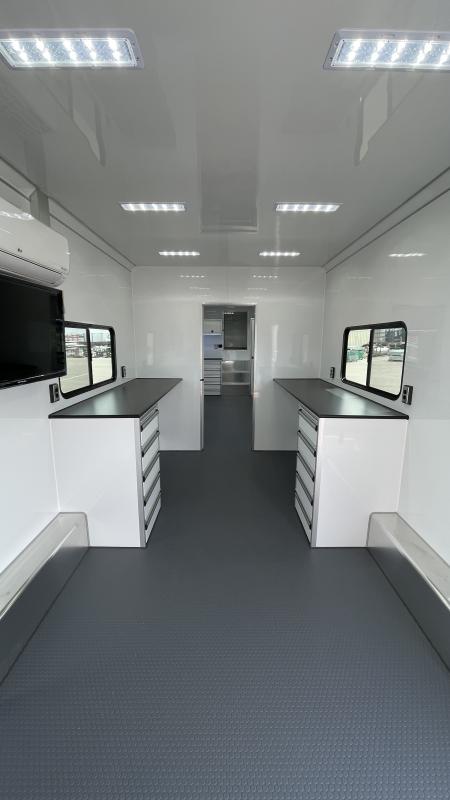 New 44' Gooseneck Mobile Office w/Conference Room & Starlink