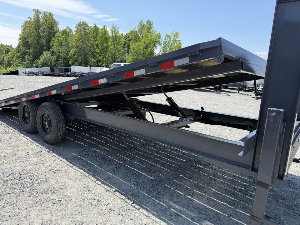 2027 Tilt Trailer photo 2