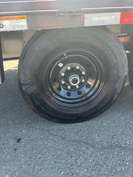 New SALE! DECK OVER EQUIPMENT 2026 Diamond C DEC207 20' X 102" DOVETAIL FLIP KNEE RAMPS TRAILER